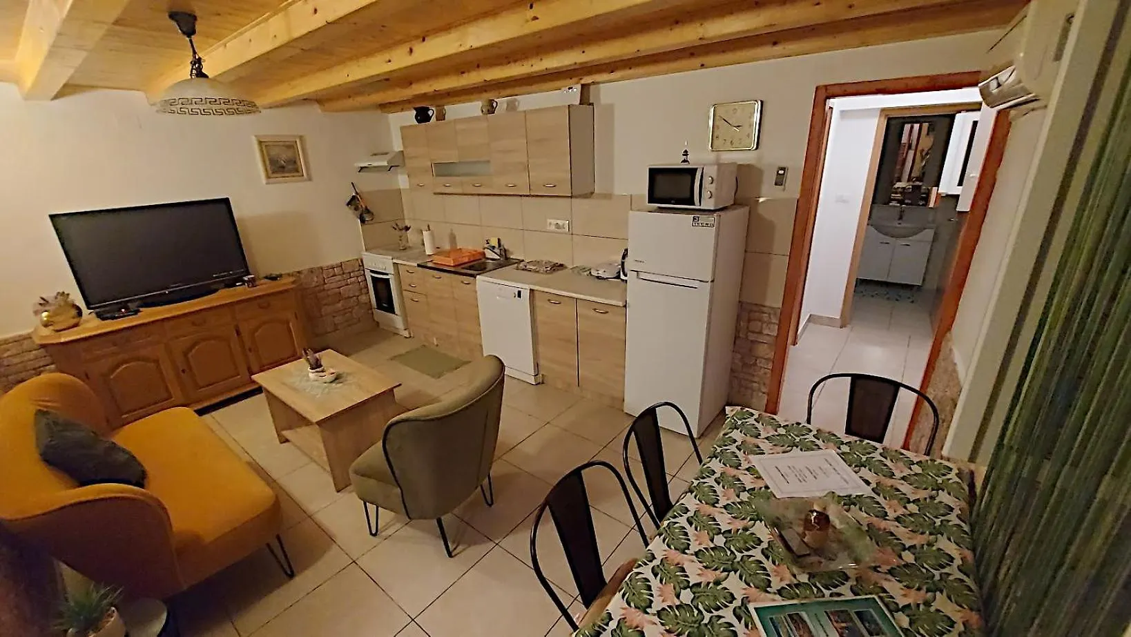 Holiday House Letizia location